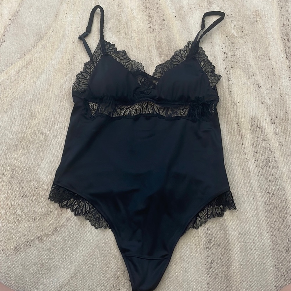 A&F backless bodysuit